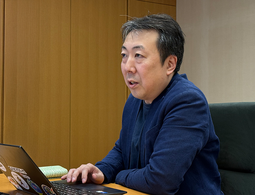 情報システム部 嶺澤 健一 氏